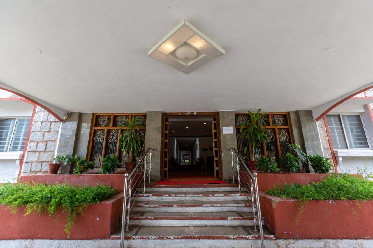 Kstdc Hotel Mayura Bhuvaneshwari Kamalapur Хампі Екстер'єр фото