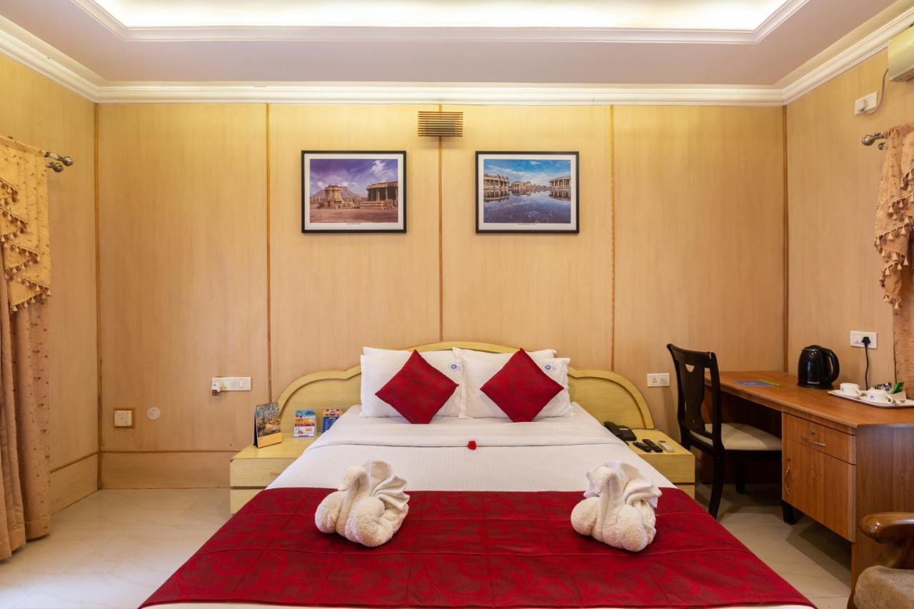 Kstdc Hotel Mayura Bhuvaneshwari Kamalapur Хампі Екстер'єр фото
