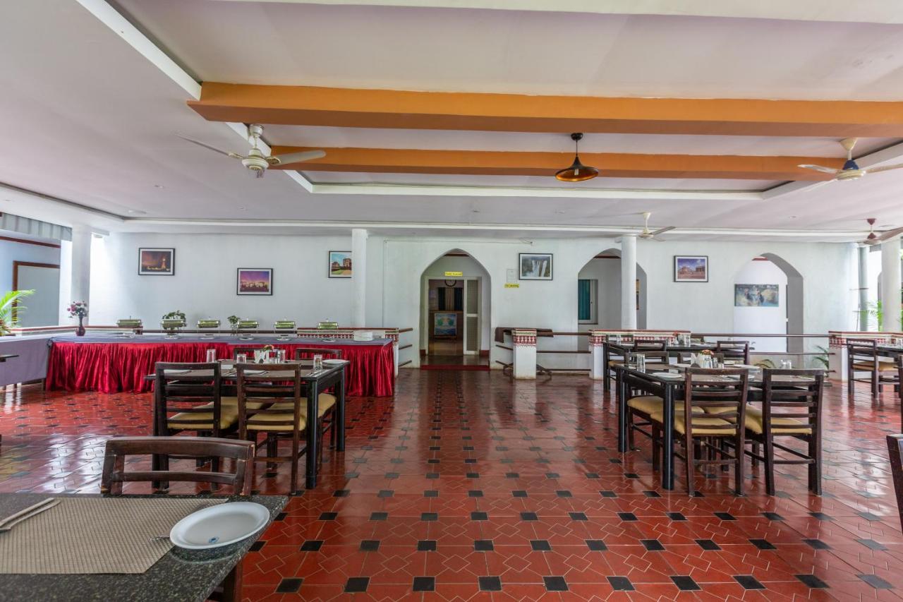 Kstdc Hotel Mayura Bhuvaneshwari Kamalapur Хампі Екстер'єр фото