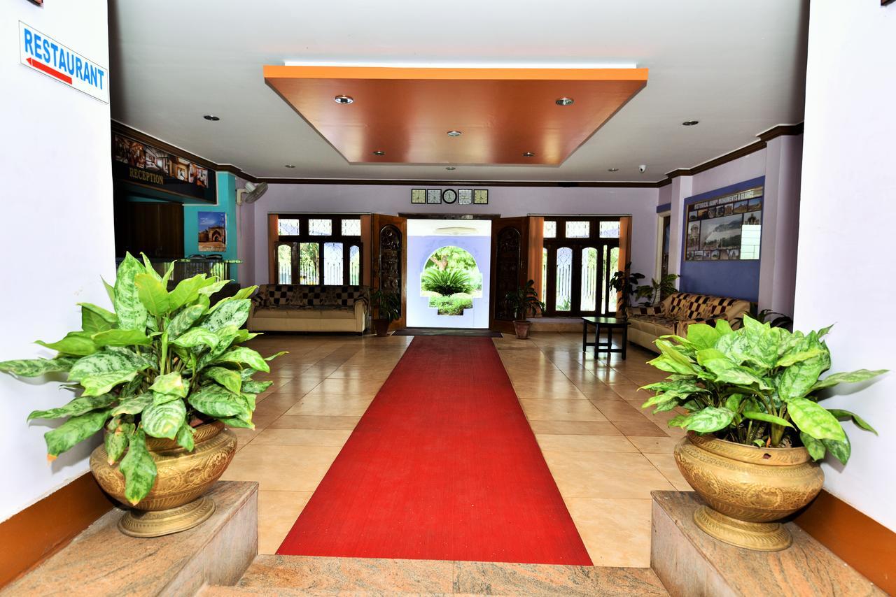 Kstdc Hotel Mayura Bhuvaneshwari Kamalapur Хампі Екстер'єр фото