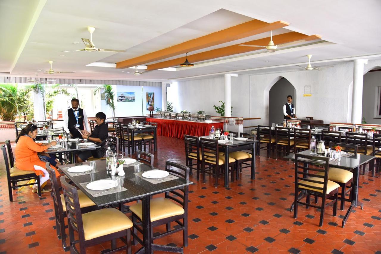 Kstdc Hotel Mayura Bhuvaneshwari Kamalapur Хампі Екстер'єр фото